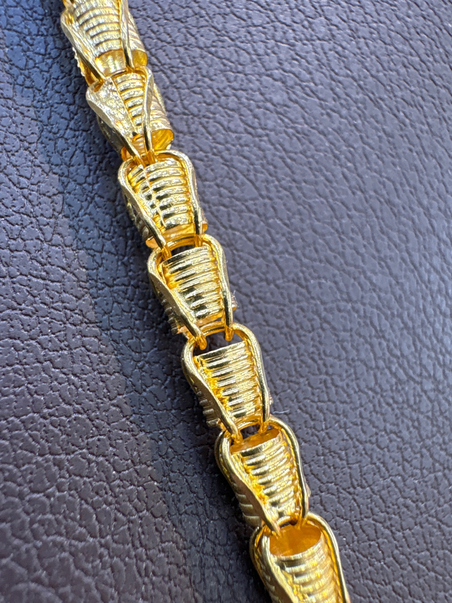 Gold Bead Chain Necklace – Elegant Everyday Luxury - Image 4