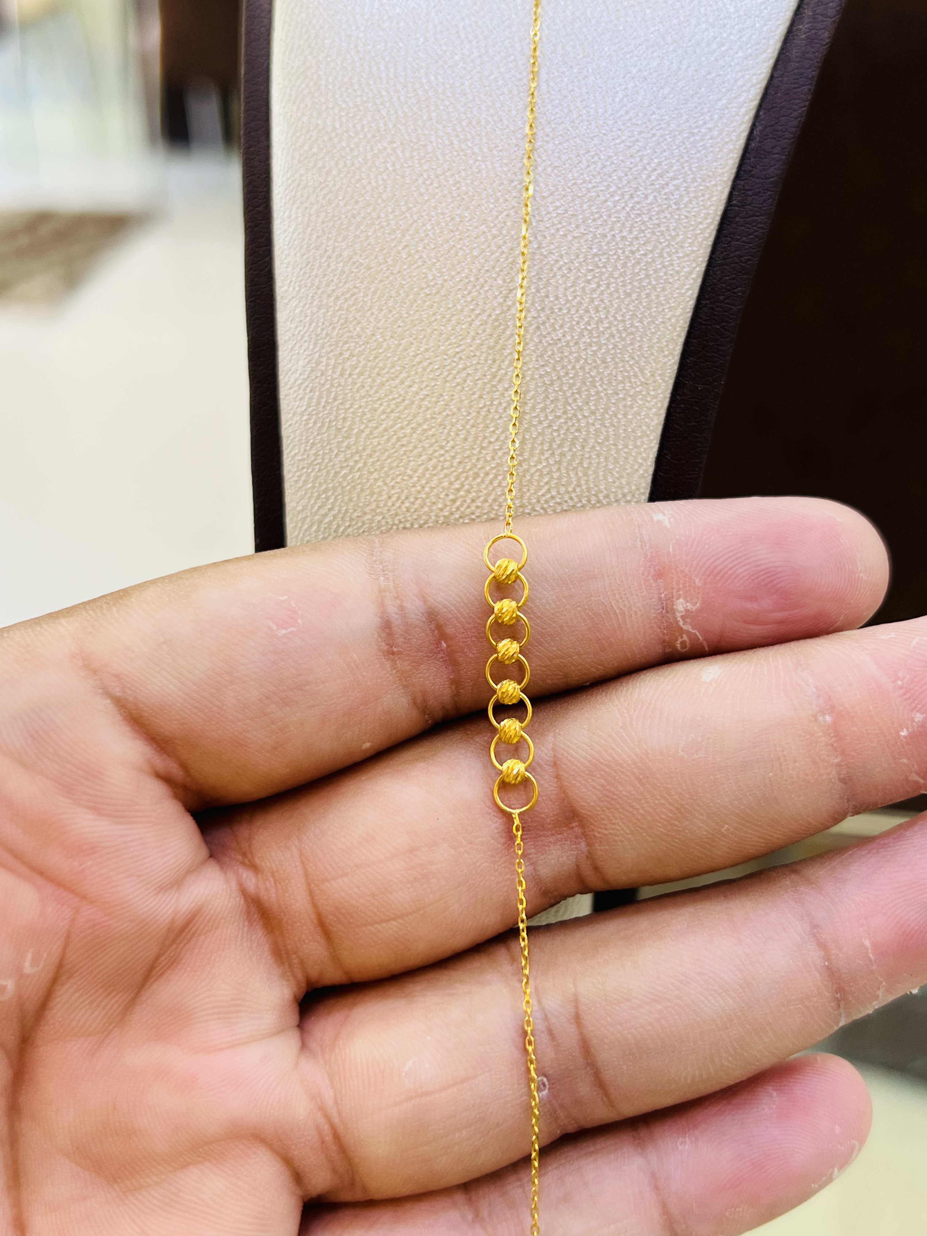 21KT Gold Chain Bracelet - Image 4
