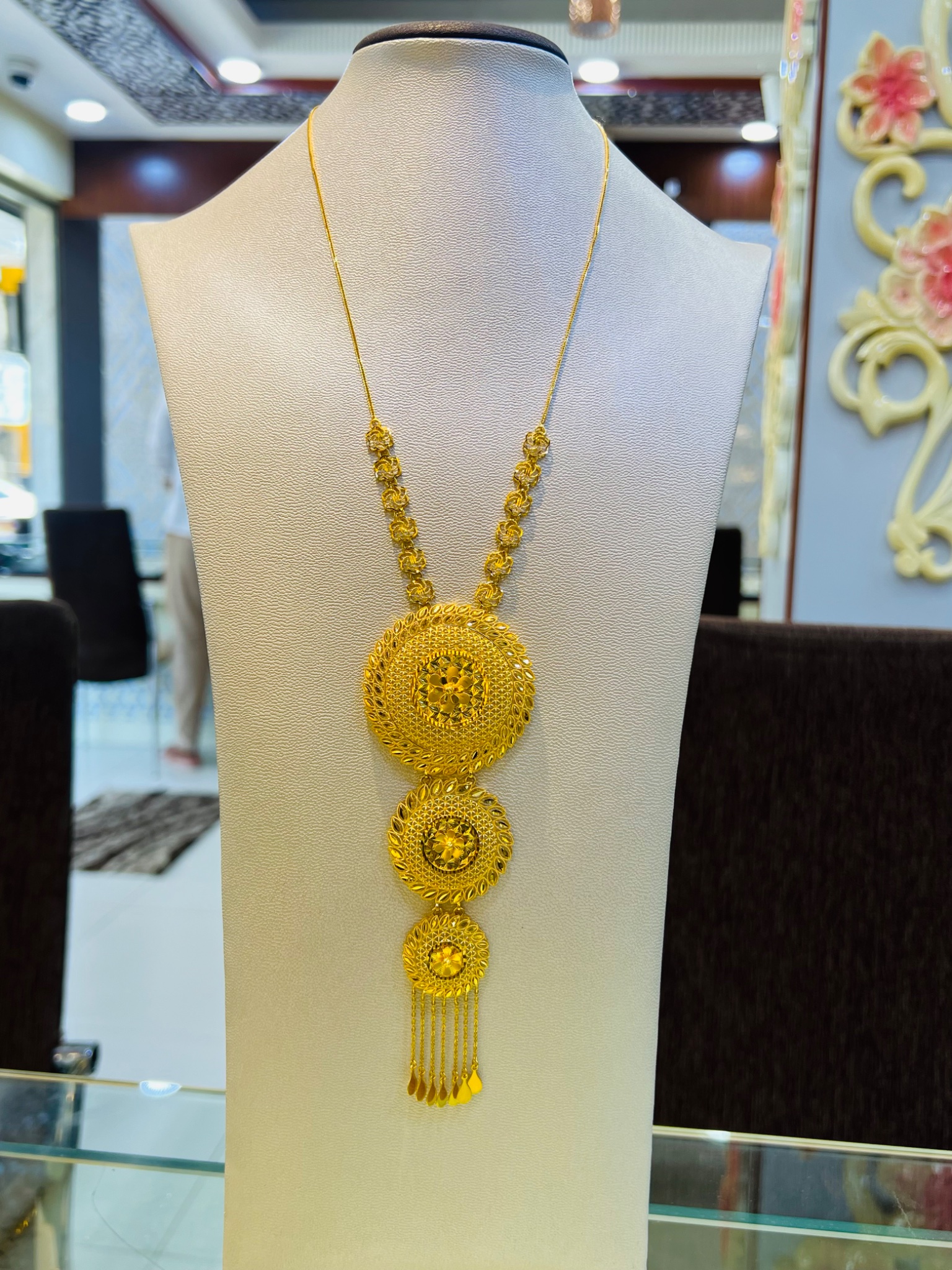 21KT Gold Circular Filigree Long Necklace - Image 2