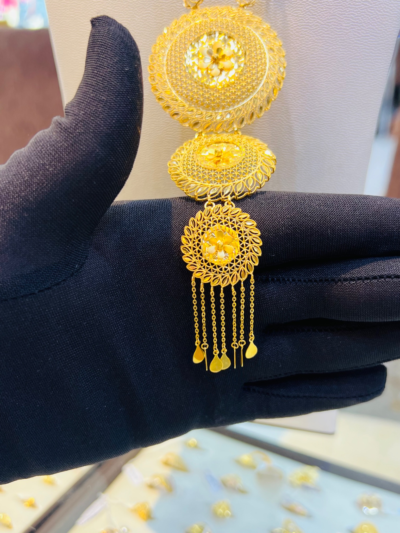 21KT Gold Circular Filigree Long Necklace - Image 3