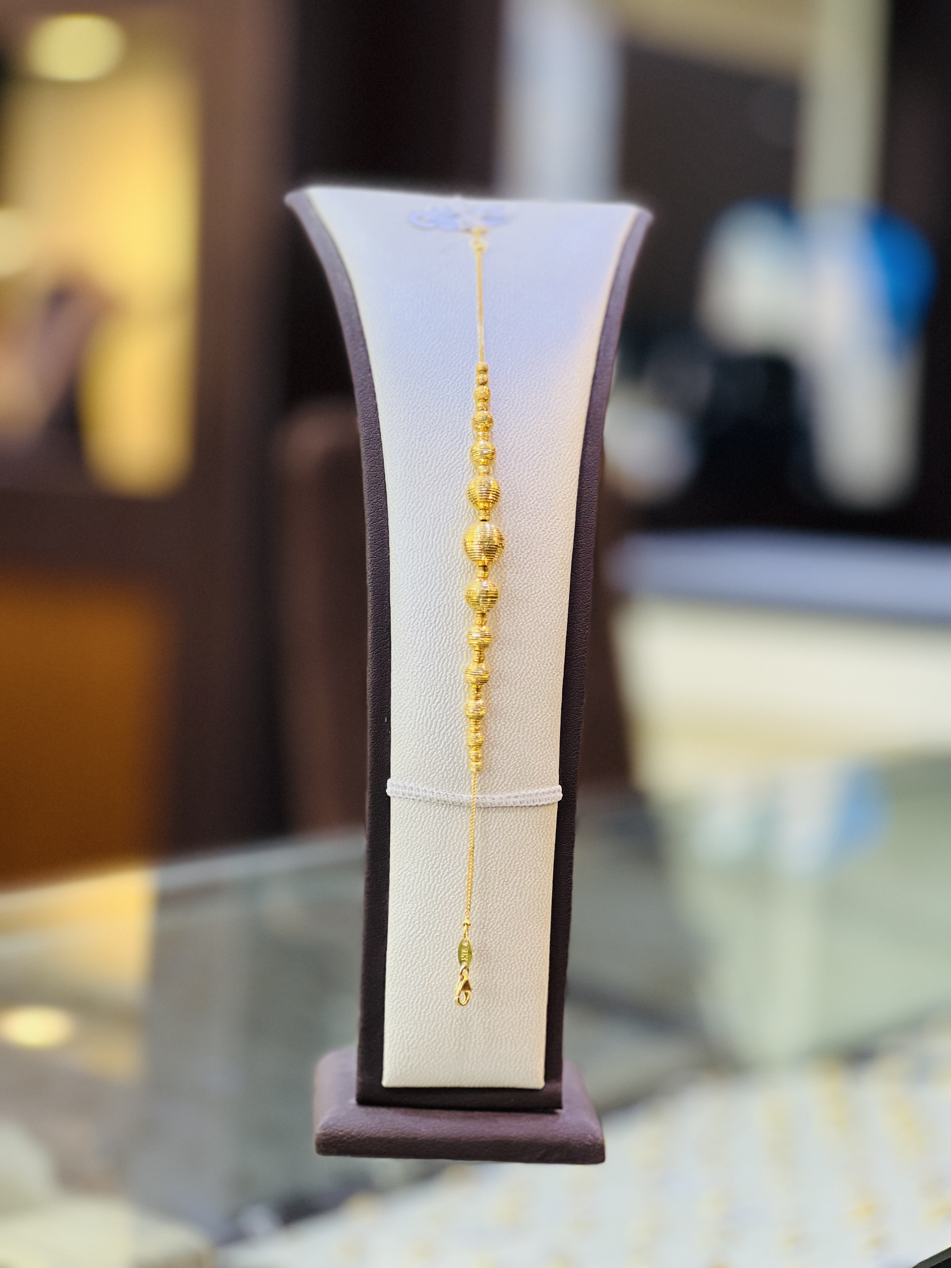 21KT Gold Graduated Balls Bracelet - Image 2