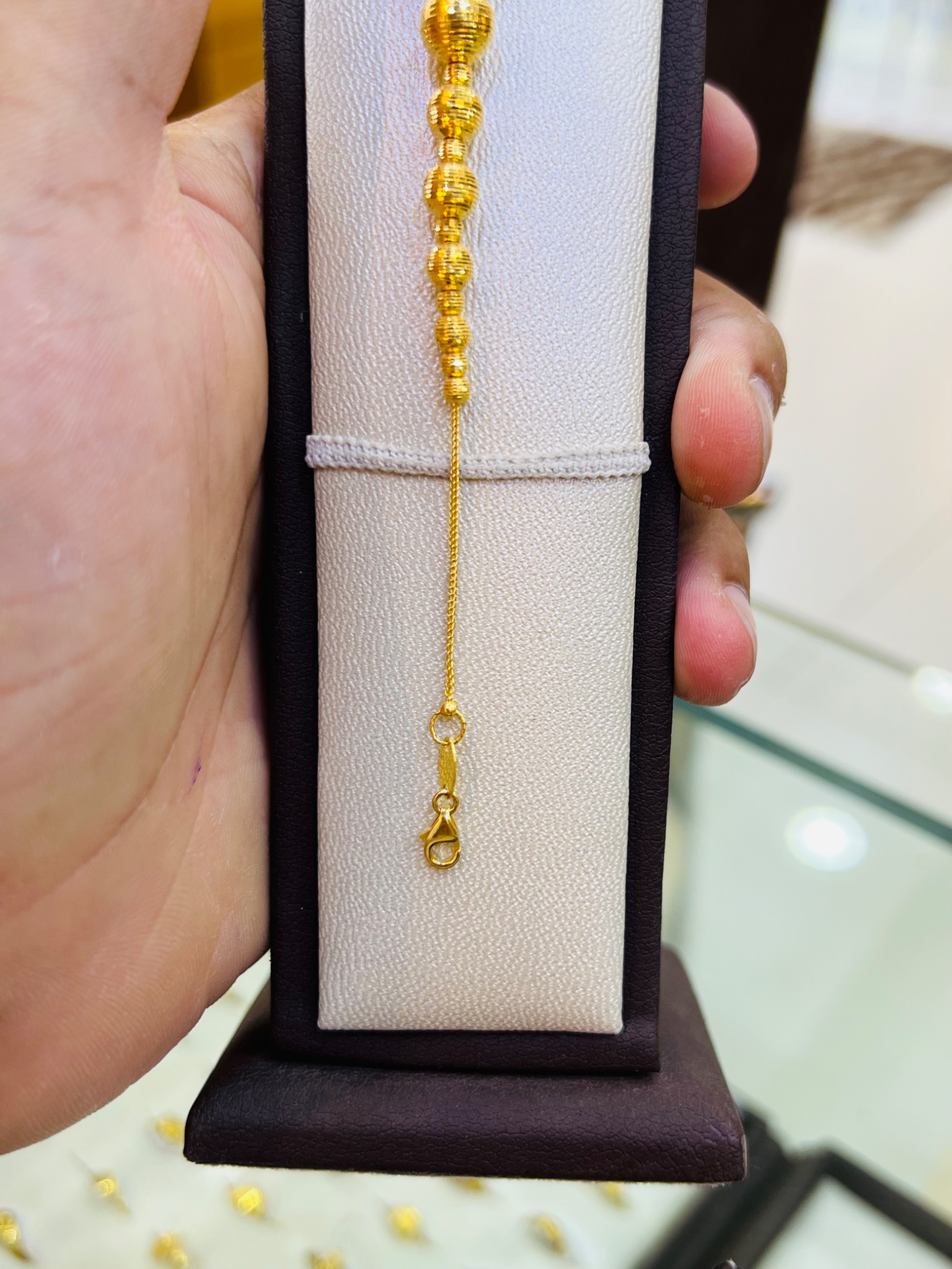 21KT Gold Graduated Balls Bracelet - Image 4