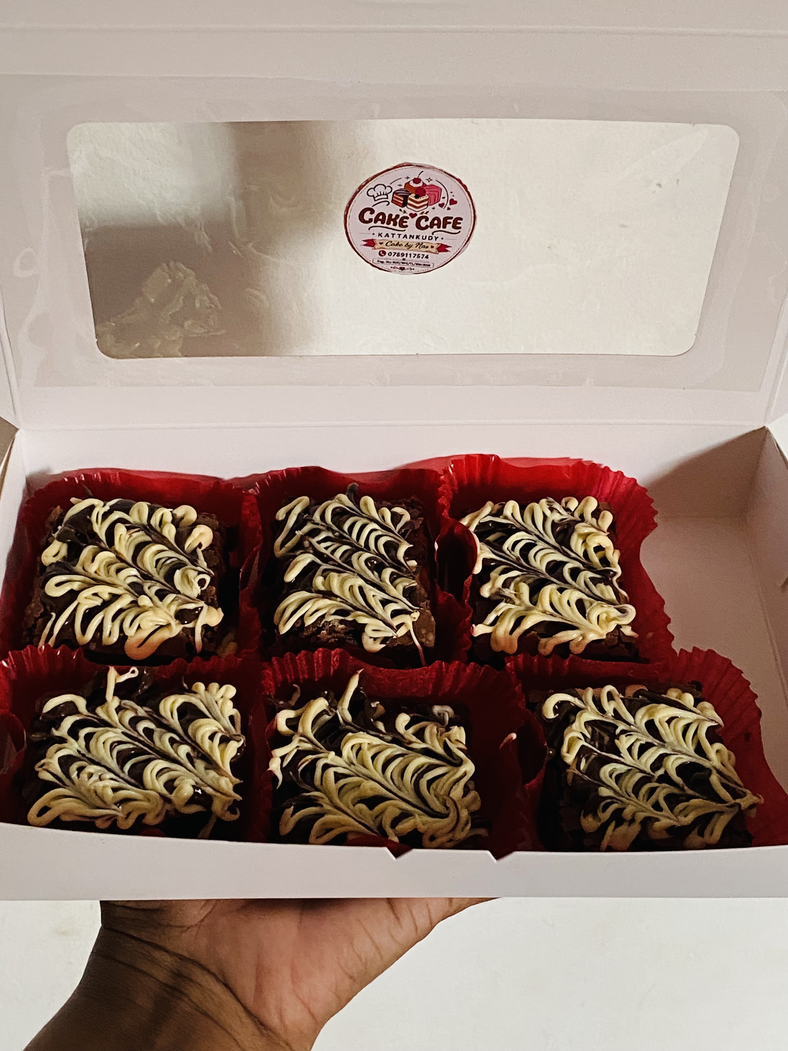 6 pcs Brownie box - Image 4