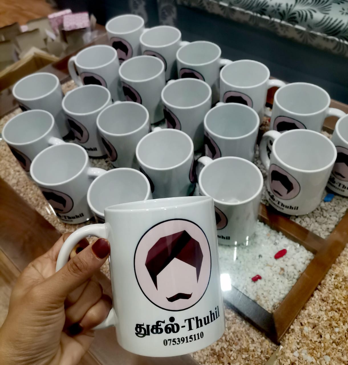 Customised white mugs - Image 2