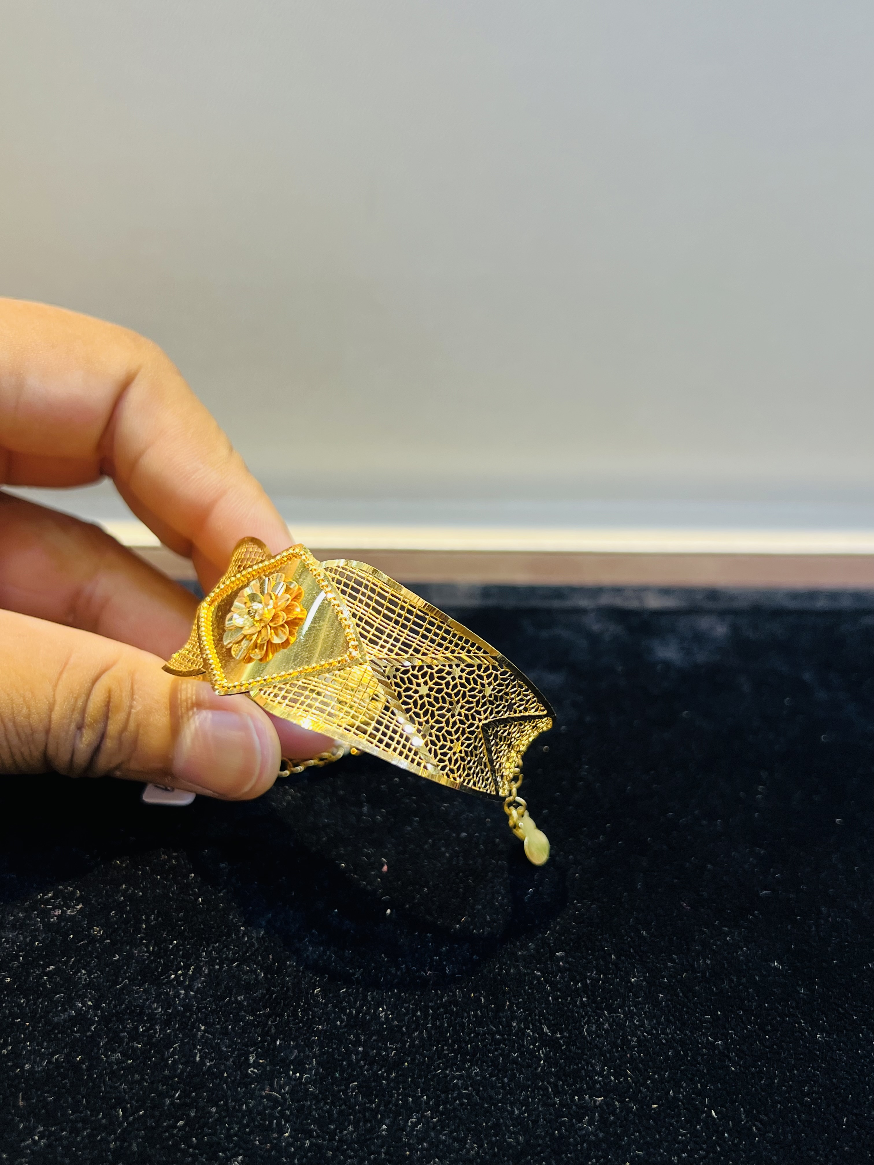 Diamond Bloom Mesh Gold Sabona - Image 4