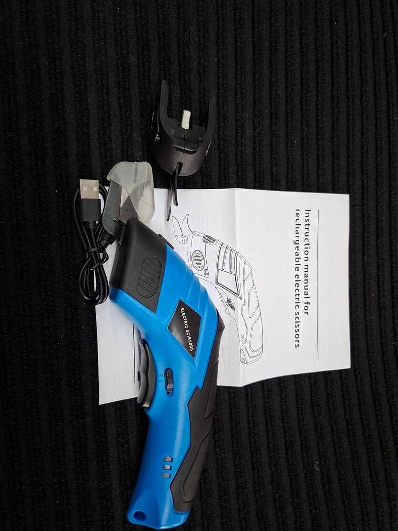 Electric scissor