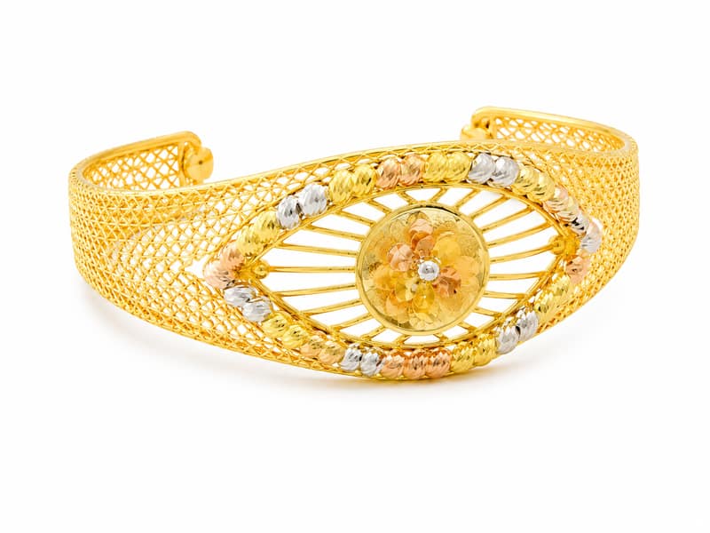 Elegant Floral Eyelet Gold Sabona