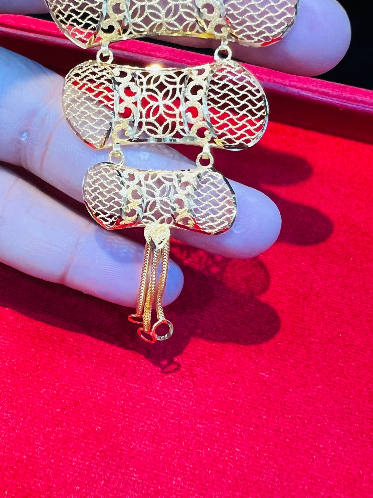 Elegant Gold Layered Pendant with Tassel Drop - Image 4