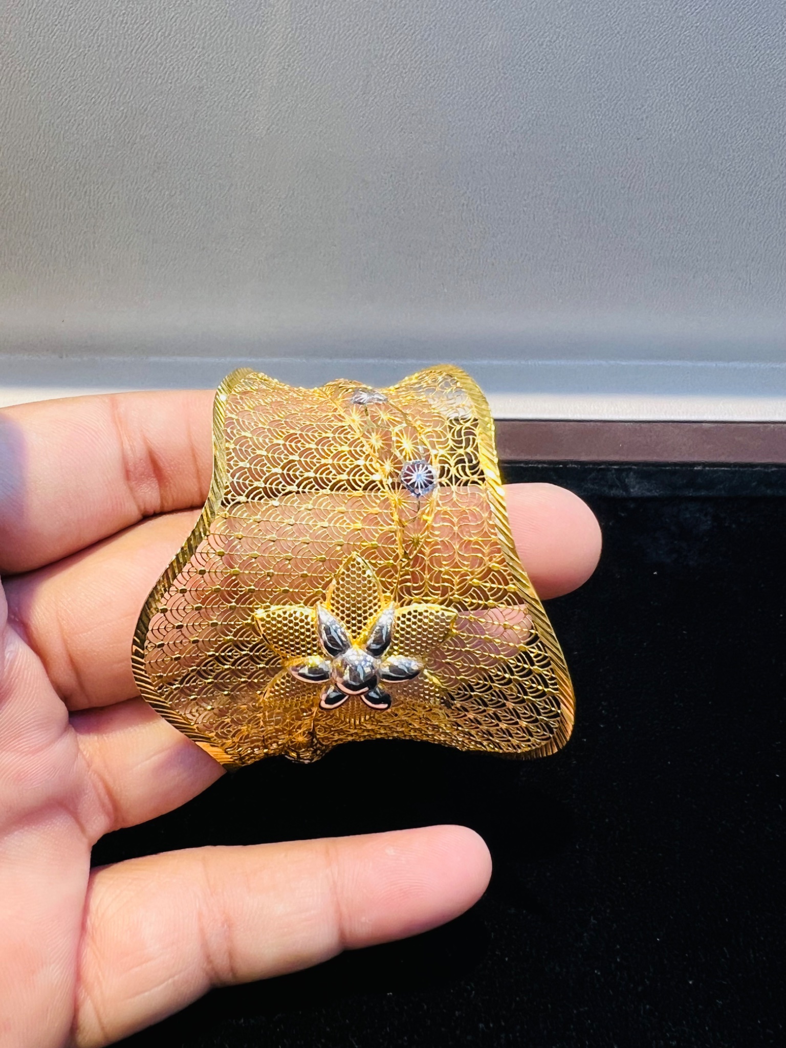 Elegant Silver Bloom  Gold Sabona - Image 5