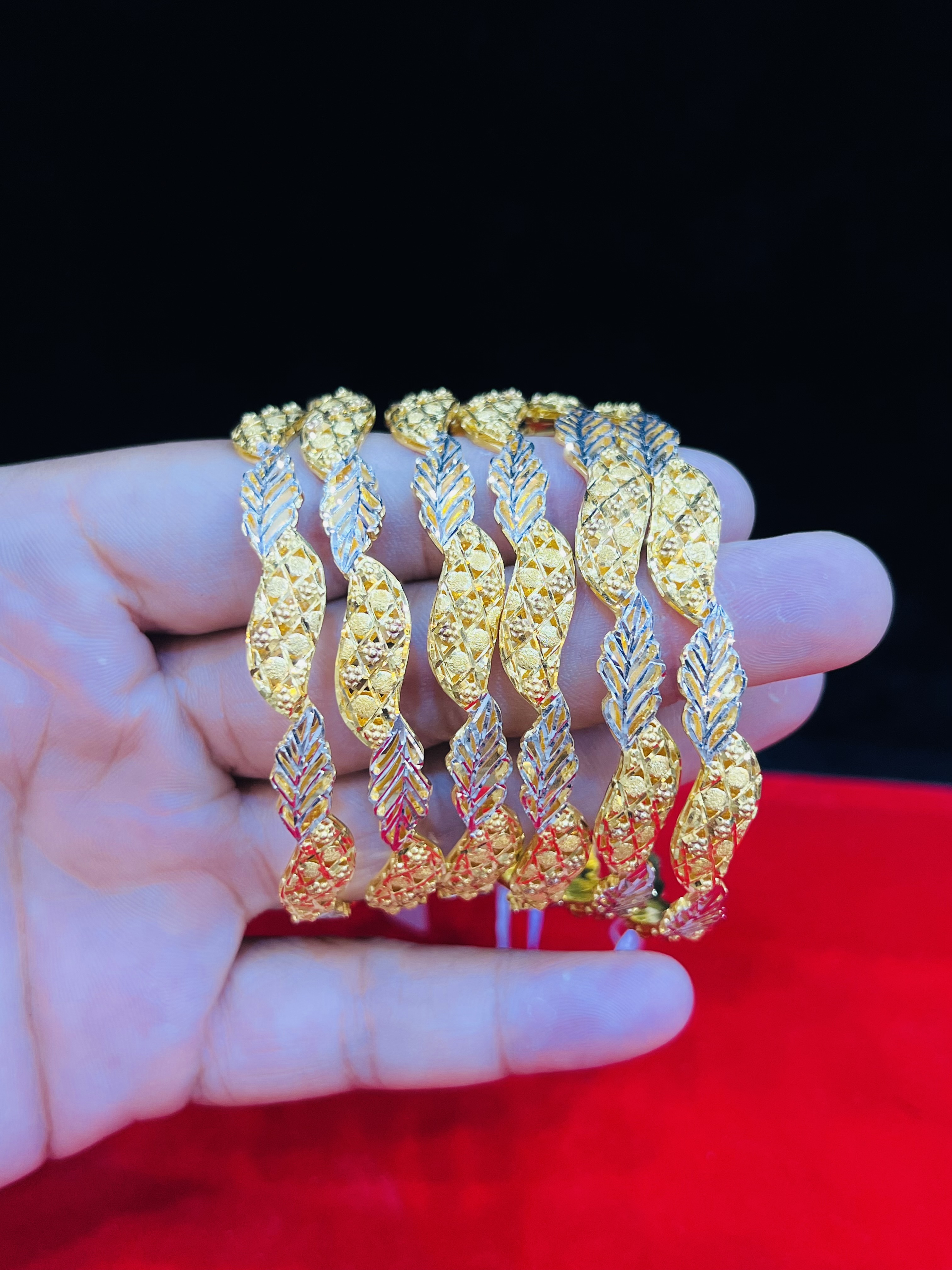 Elegant Twisted Tri-Tone Bangle Set – 6 Pieces - Image 2