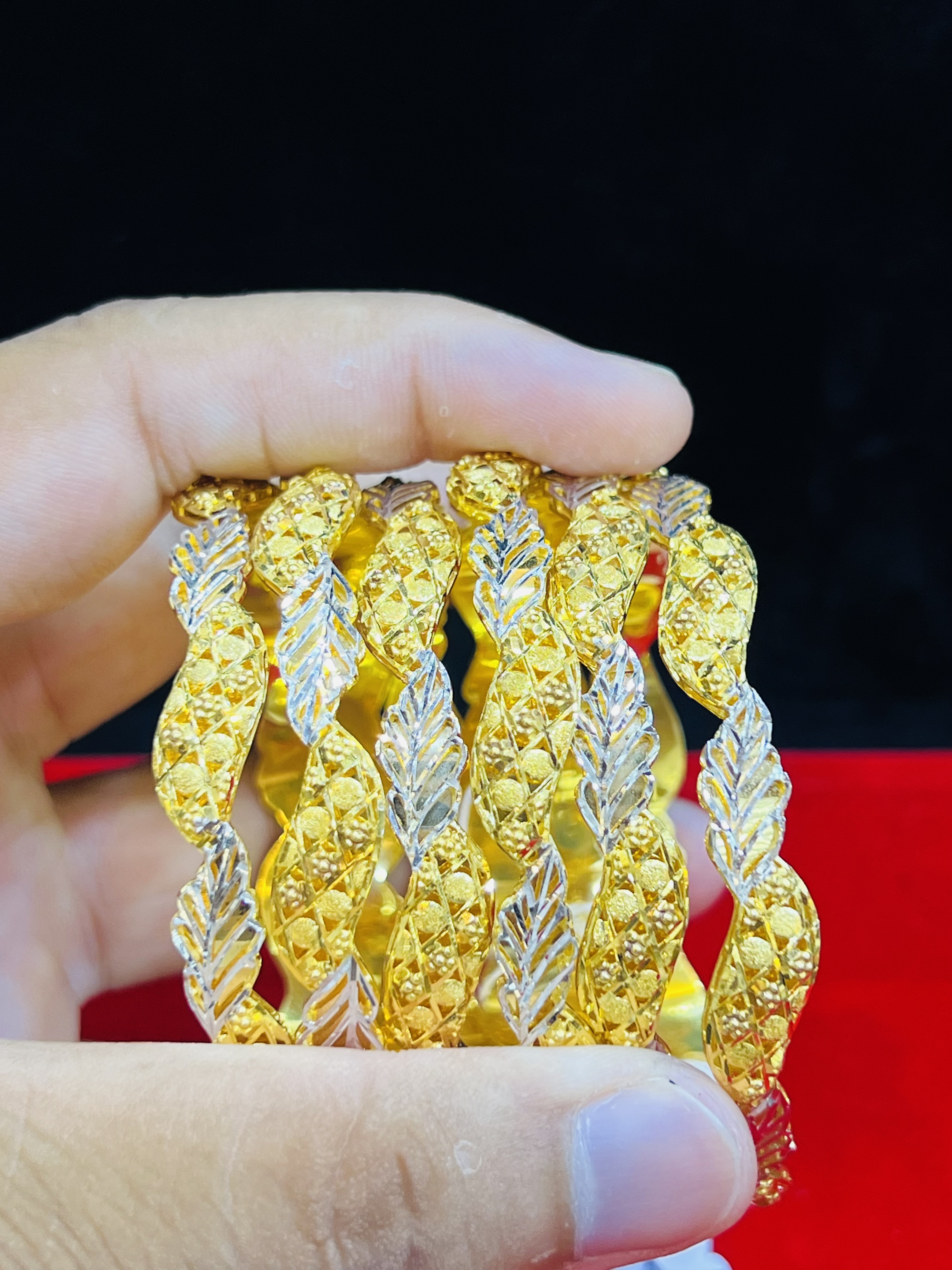 Elegant Twisted Tri-Tone Bangle Set – 6 Pieces - Image 5