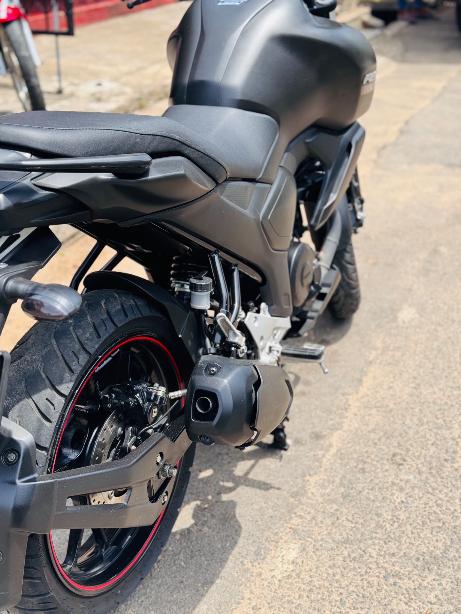FZ V4 - Image 5