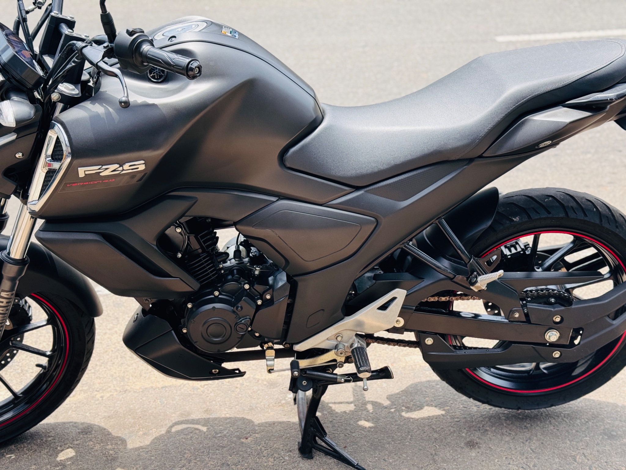 FZ V4 - Image 3