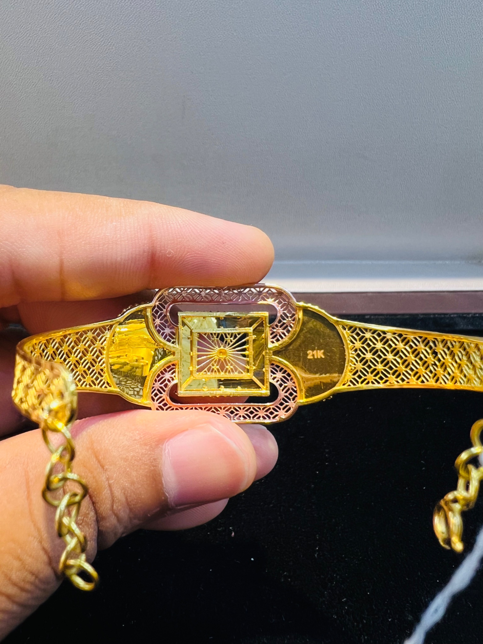 Geometric Elegance Dual-Tone Gold Sabona - Image 5