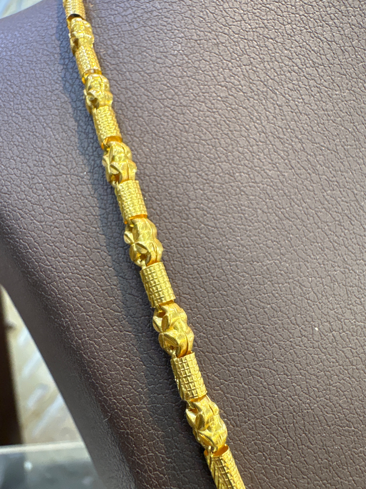Gold Designer Bead Chain Necklace – Textured Floral Link Pattern - Image 3
