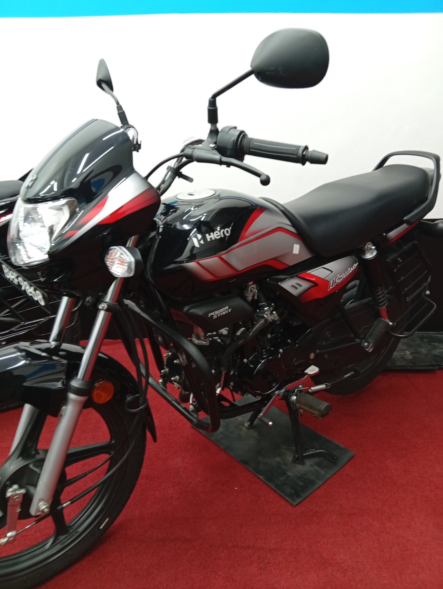 HF deluxe - Image 2