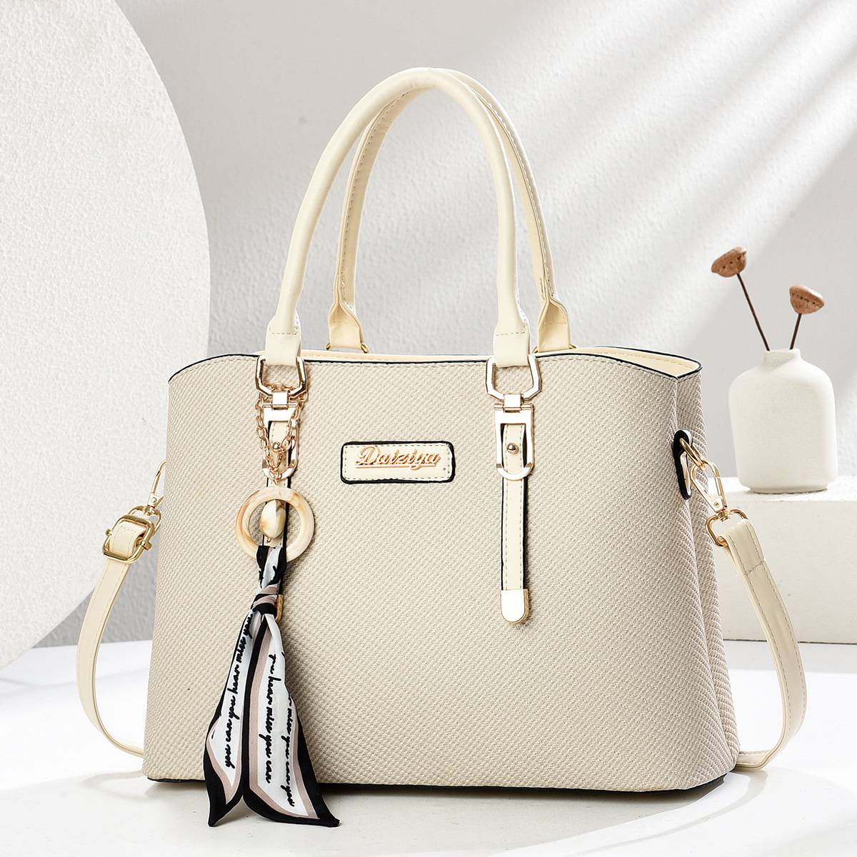 High Quality handbags For Women's - Image 4