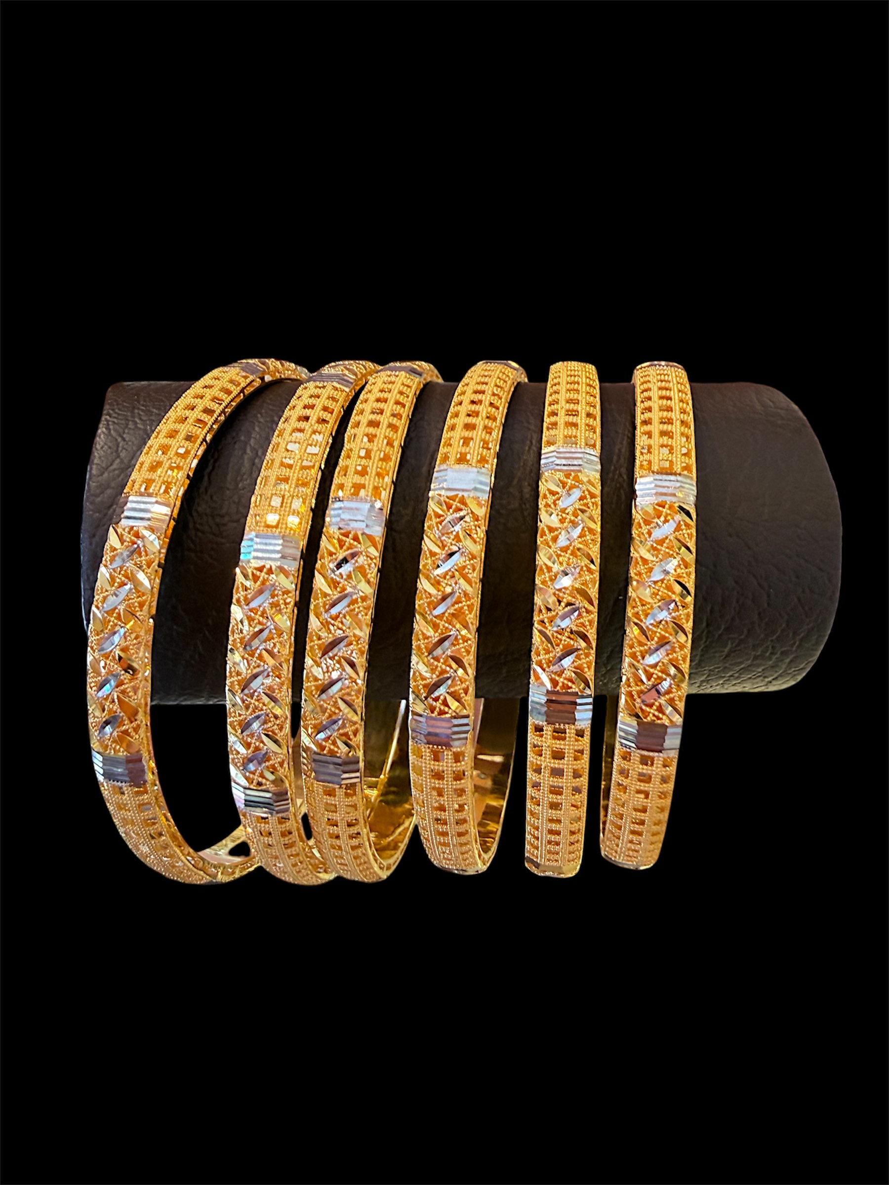 Two-Tone Gold Diamond-Cut Grid Bangles - Image 3