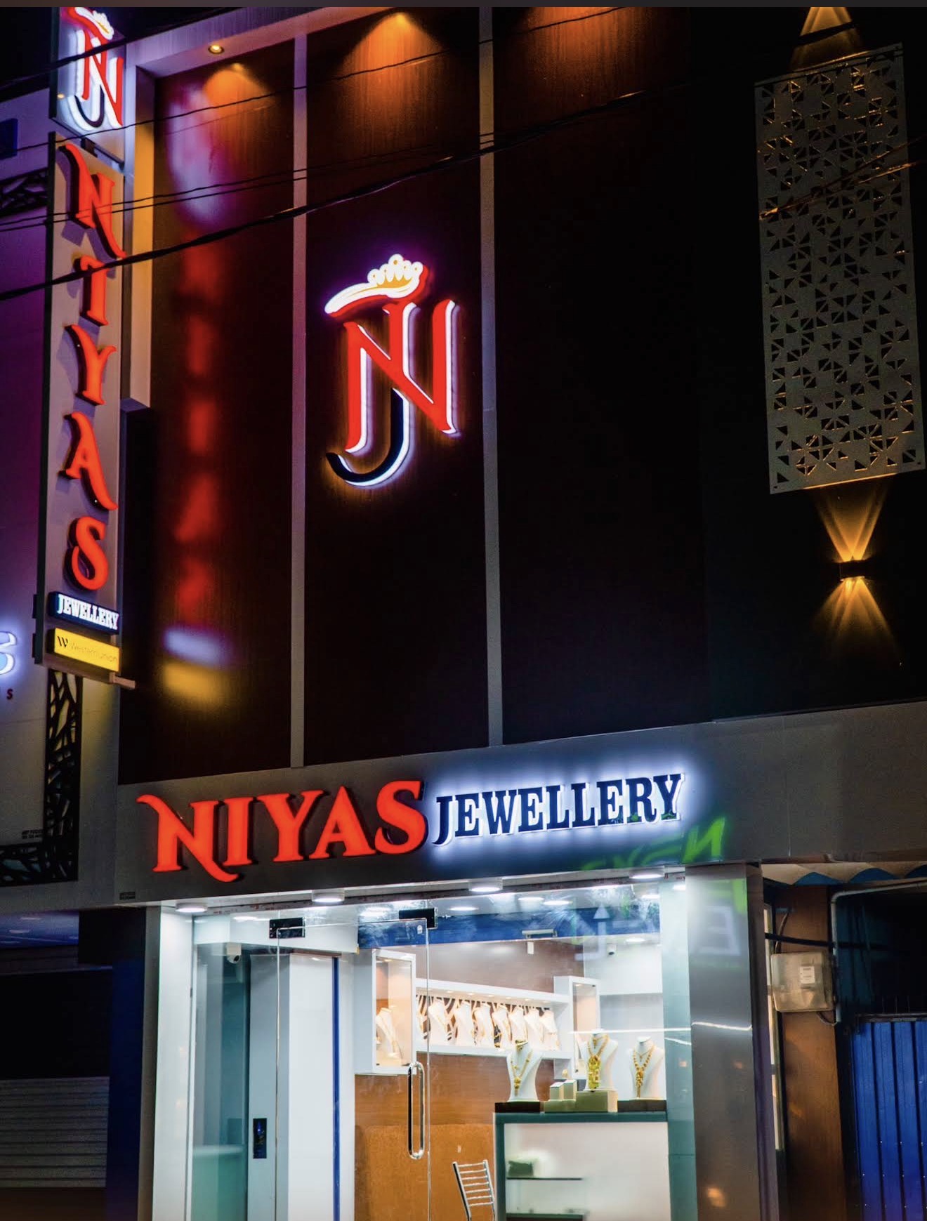NIYAS JEWELLERY banner